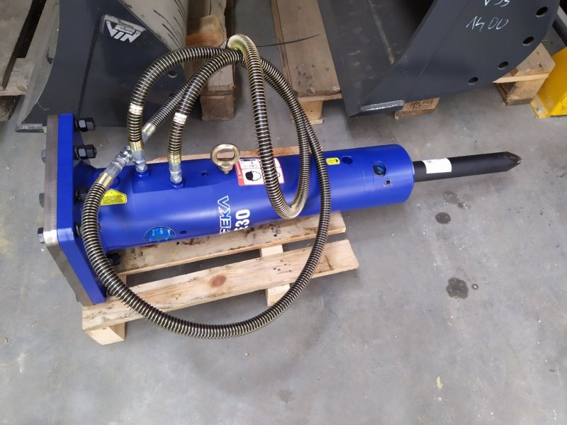 Hydraulické kladivo DAEMO E30*P30S842