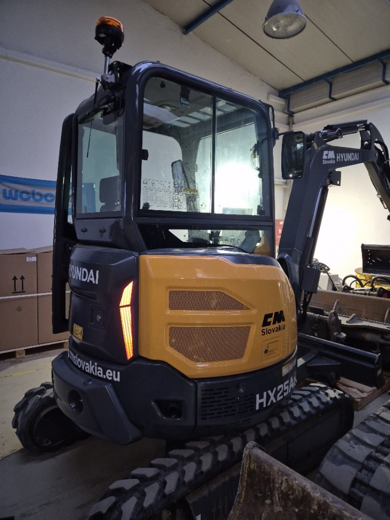 Hyundai HX25AZ*33530