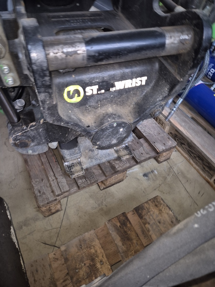 20251126_084416_resized