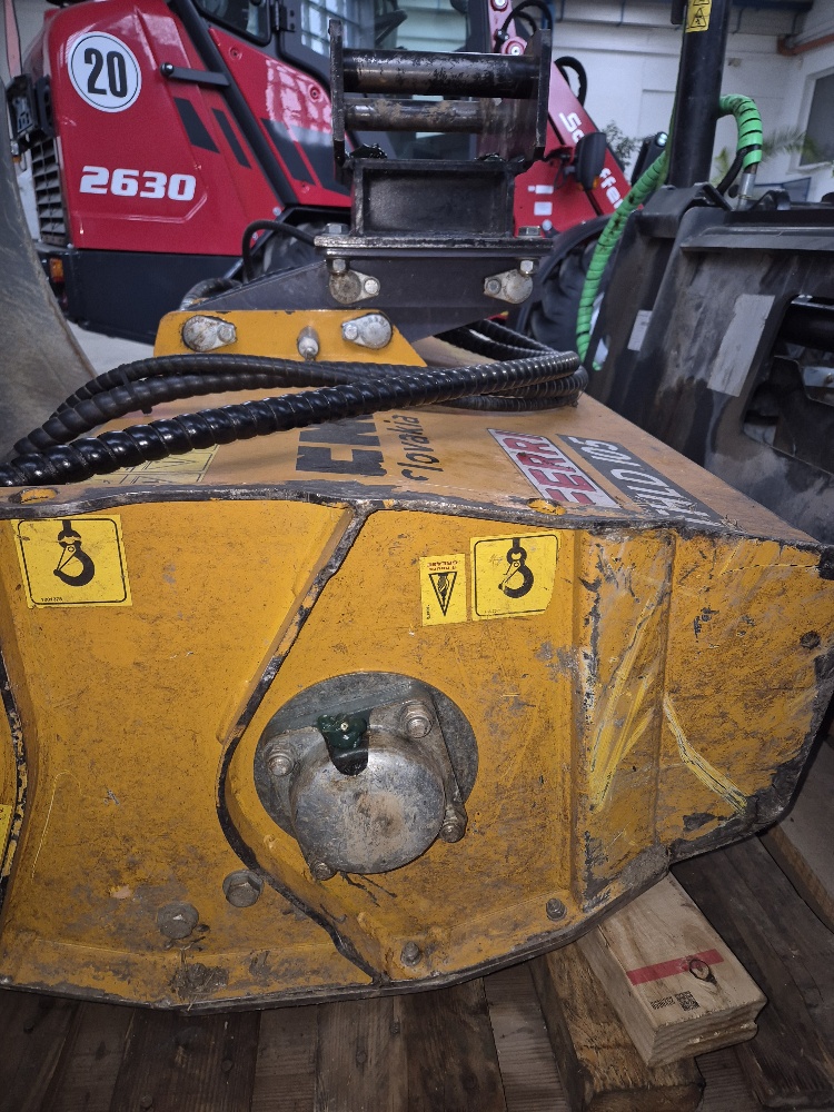 20251126_084641_resized