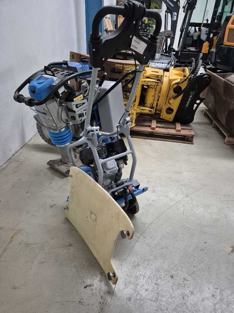 20251126_090059_resized