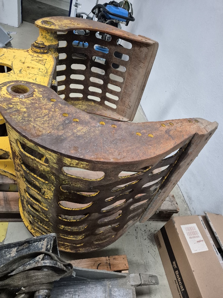 20251126_090318_resized