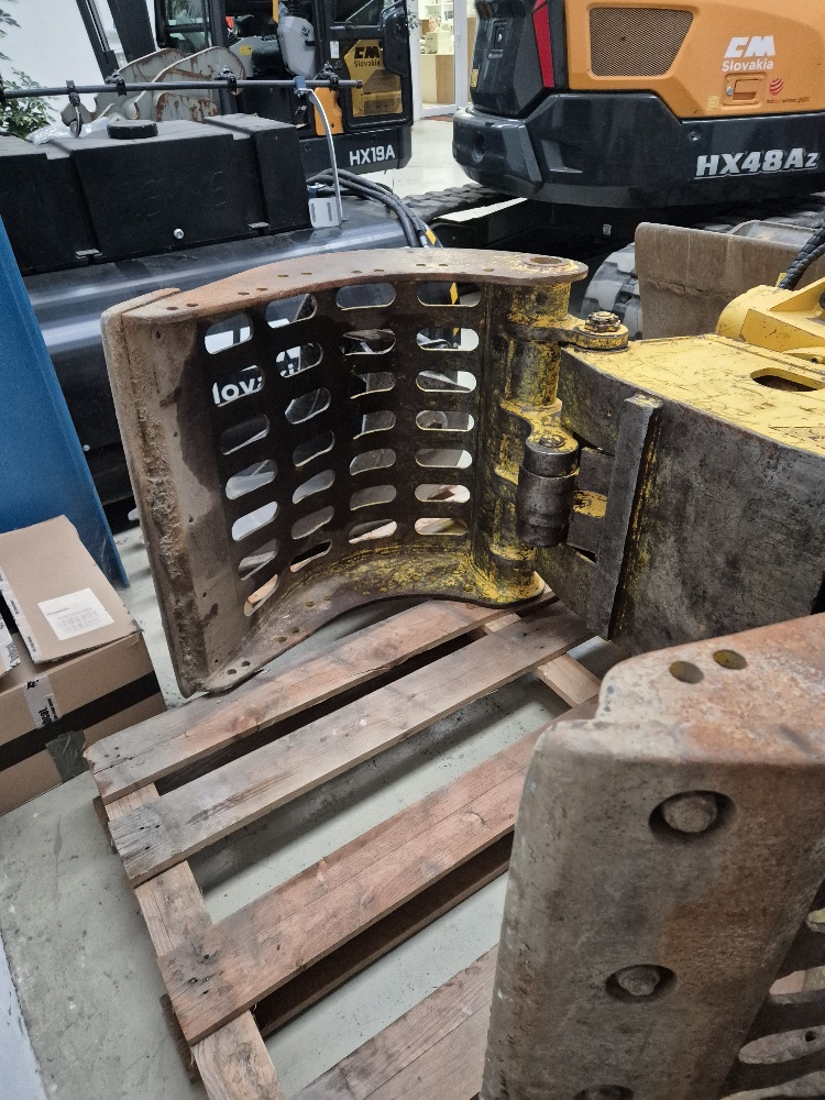 20251126_090352_resized